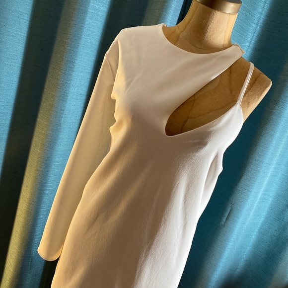 Zara Dresses & Skirts - Zara white dress size XL